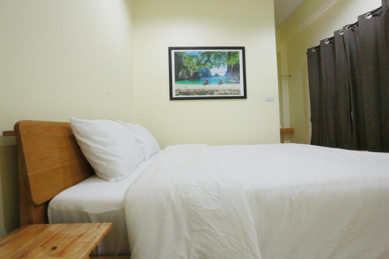 Hostel Interest Poshtel Bangkok Zewnętrze zdjęcie
