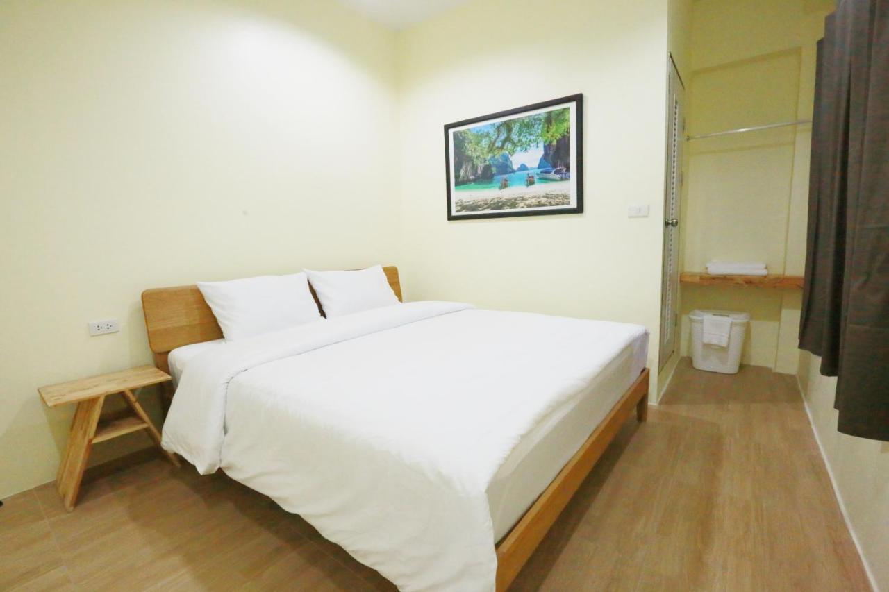 Hostel Interest Poshtel Bangkok Zewnętrze zdjęcie