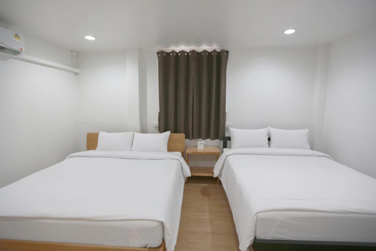 Hostel Interest Poshtel Bangkok Zewnętrze zdjęcie